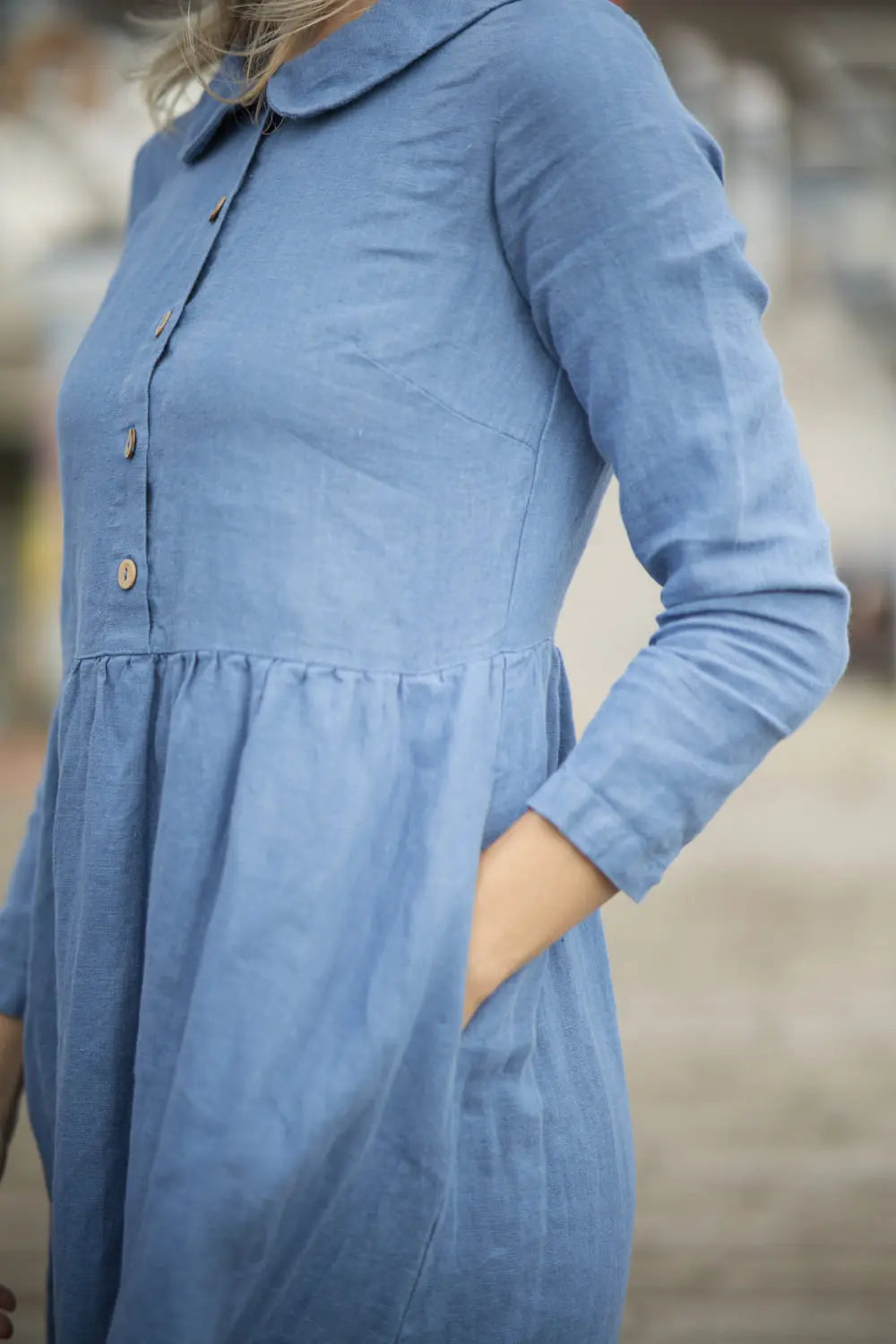 Leinenkleid mit Kragen
