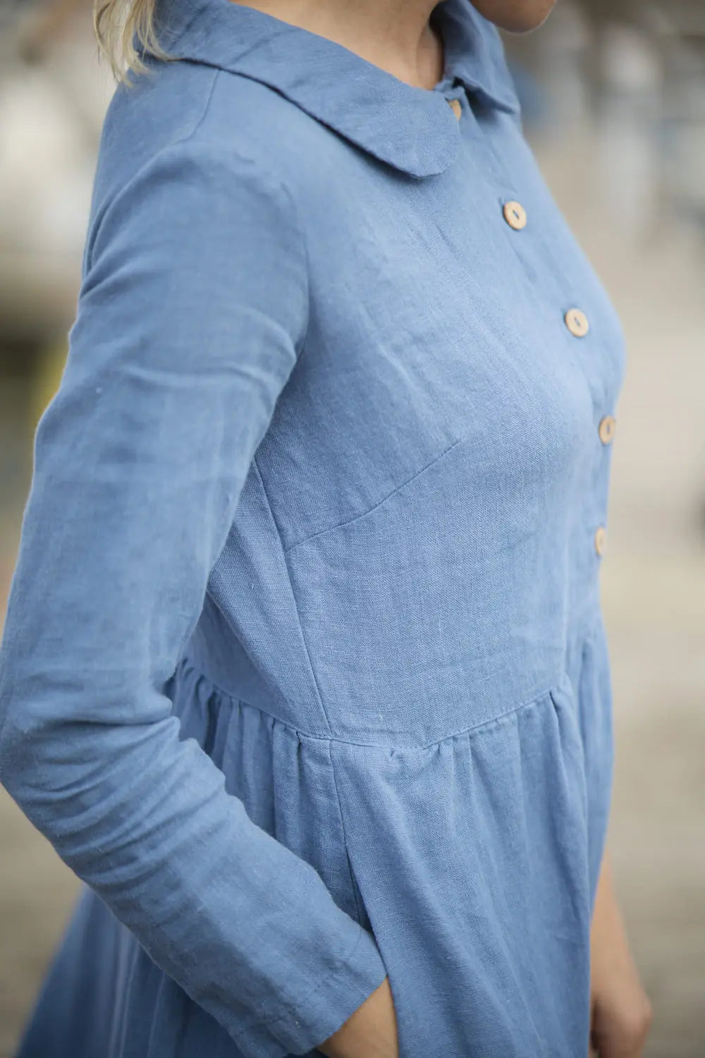 Leinenkleid mit Kragen