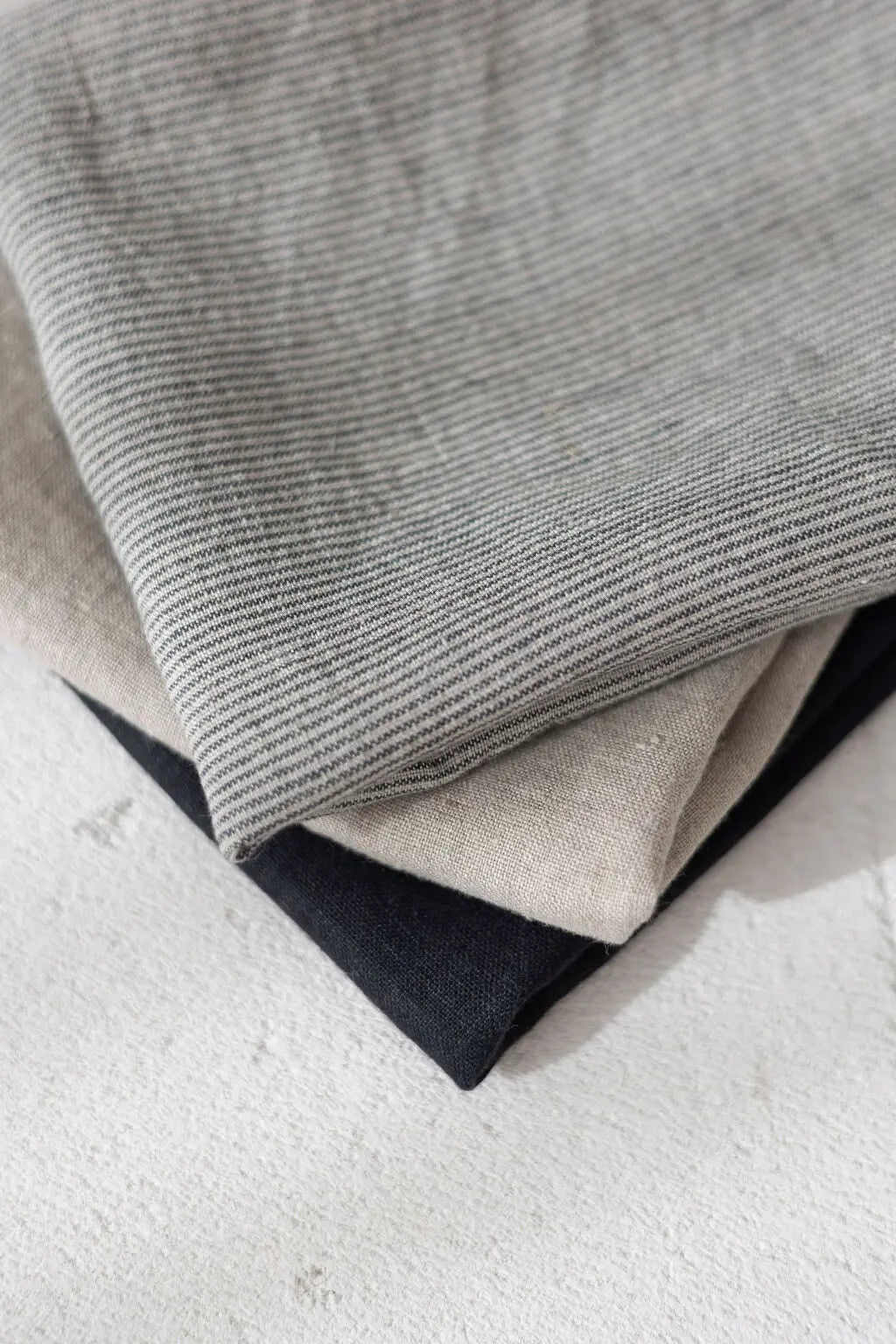 Stonewashed Linen Kitchen Tea Towels Set of 3; 2 Plain + 1 Pattern Epic Linen