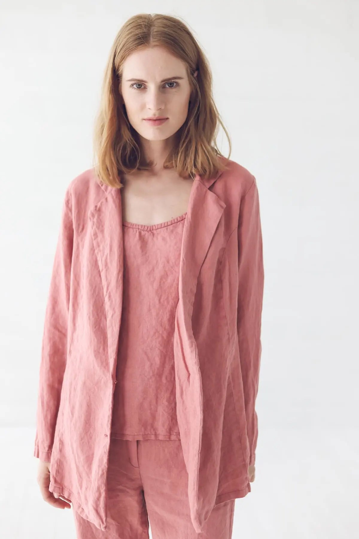 Klassische Leinenjacke mit Knöpfen
