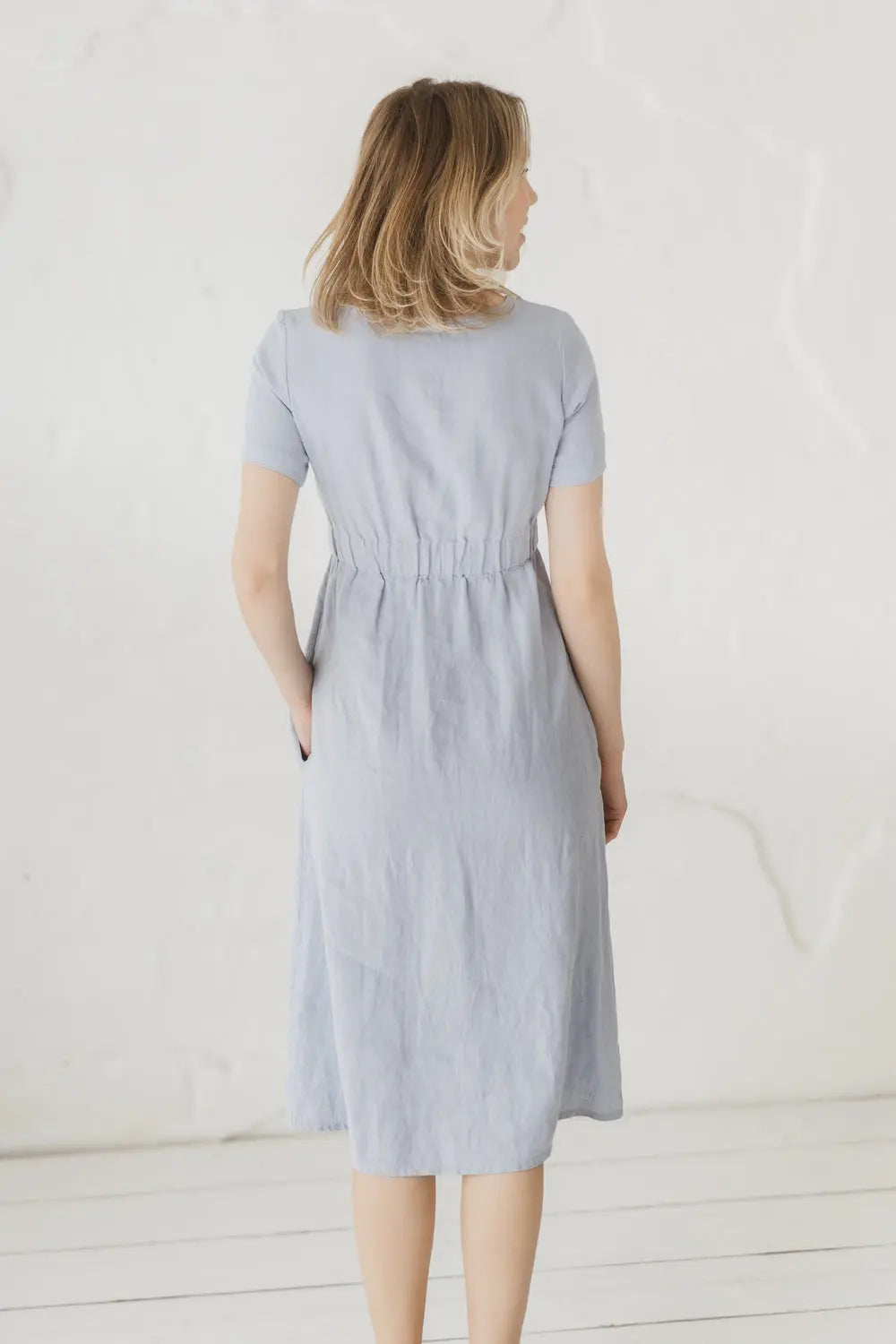 Weiches Leinenkleid
