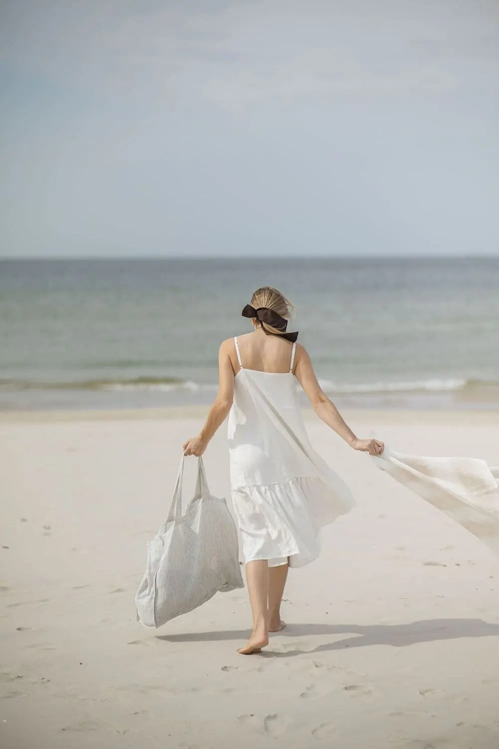 Ärmelloses Leinen-Midikleid