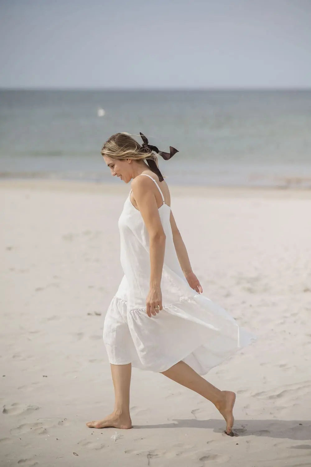 Ärmelloses Leinen-Midikleid