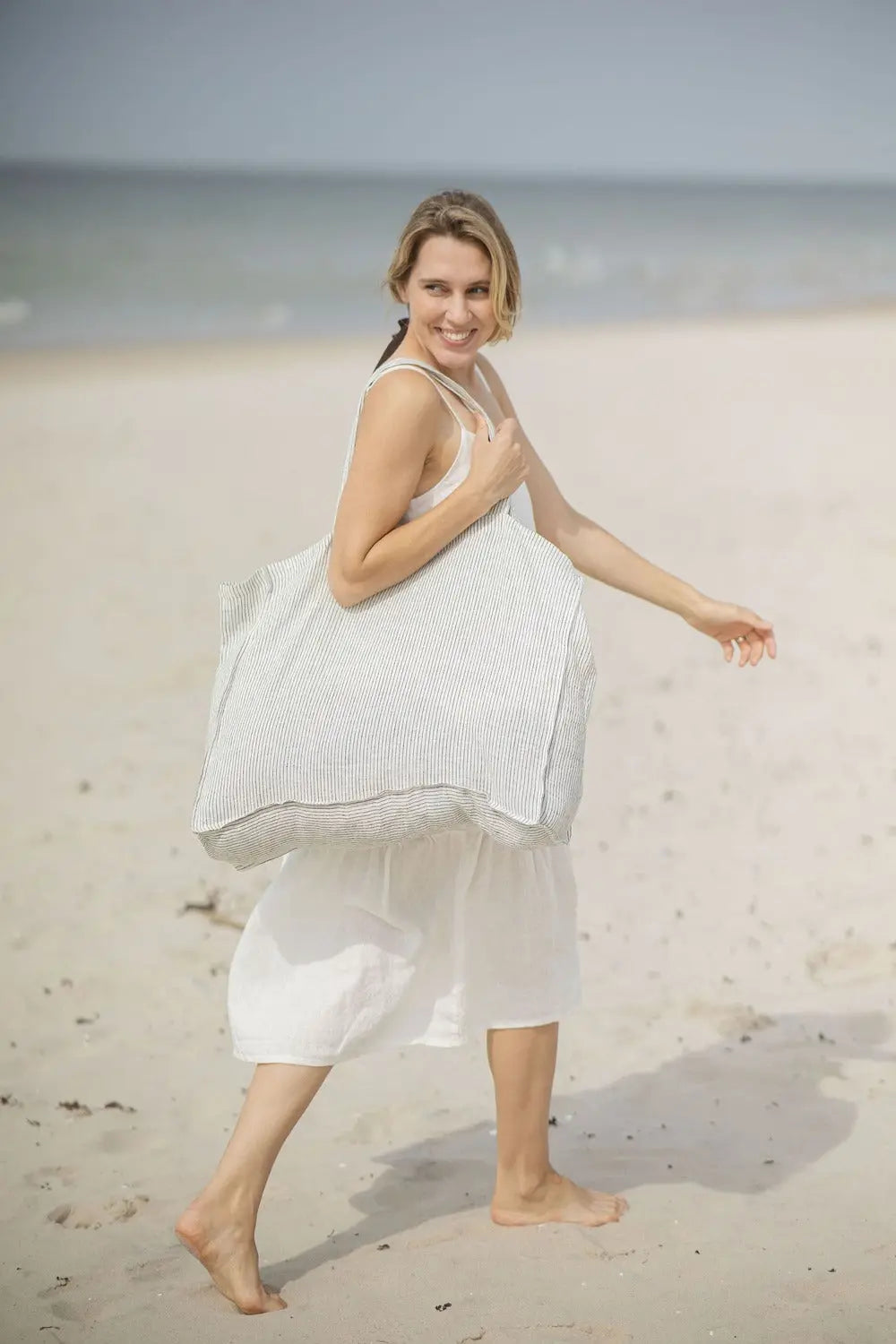 Linen Daily Tote